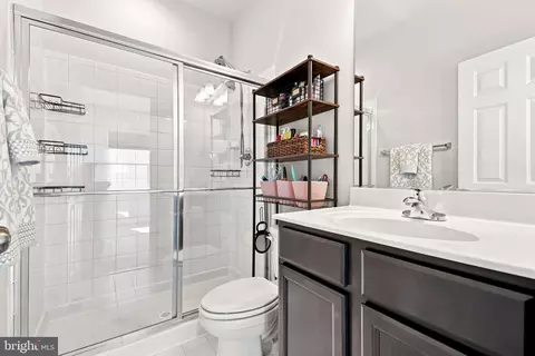 Bath - 206 Crofton Ct, Stephenson, VA 22656 photo 1 of 1