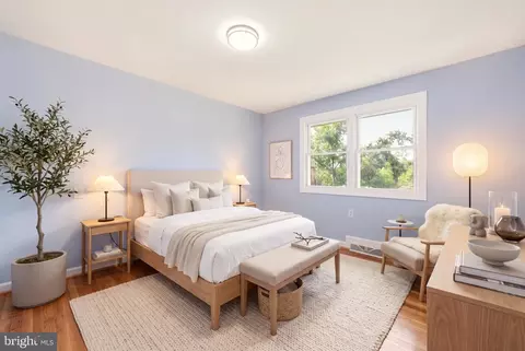 Bedroom - 124 Dinkle Dr, Winchester, VA 22601 photo 3 of 4