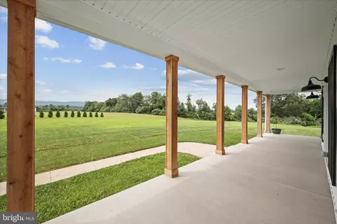 Exterior - 886 Middle Fork Rd, Cross Junction, VA 22625 photo 9 of 11