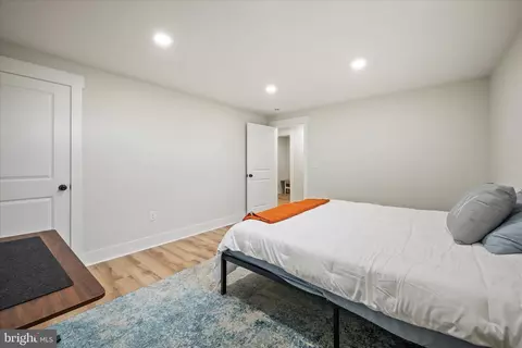 Bedroom - 886 Middle Fork Rd, Cross Junction, VA 22625 photo 8 of 8