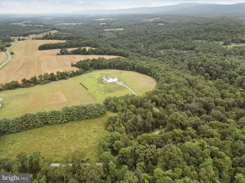 View/Area - 886 Middle Fork Rd, Cross Junction, VA 22625 photo 2 of 3