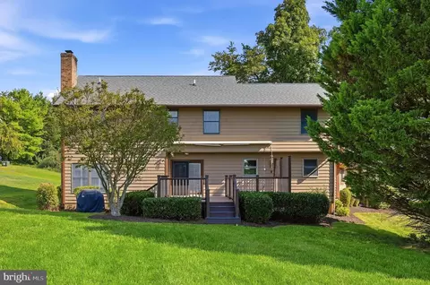 Exterior - 413 Masters Dr, Cross Junction, VA 22625 photo 14 of 17