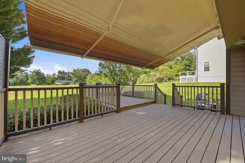 Exterior - 413 Masters Dr, Cross Junction, VA 22625 photo 6 of 17