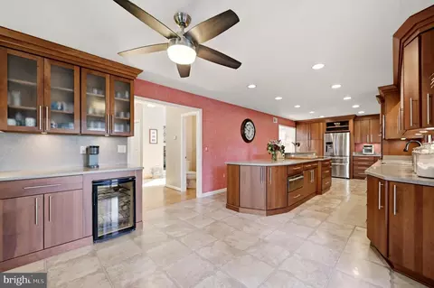 Kitchen - 413 Masters Dr, Cross Junction, VA 22625 photo 1 of 7