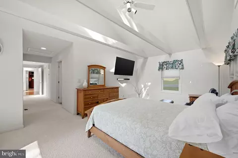 Entry Way - 413 Masters Dr, Cross Junction, VA 22625 photo 13 of 20