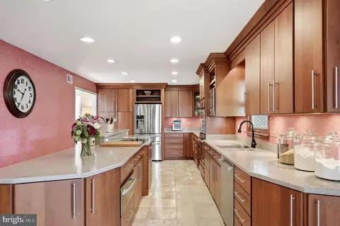 Kitchen - 413 Masters Dr, Cross Junction, VA 22625 photo 3 of 7