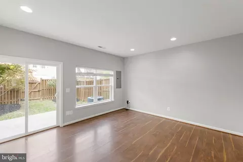 Living - 104 Pintangle Ct, Stephenson, VA 22656 photo 1 of 5