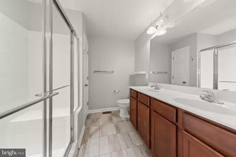 Entry Way - 104 Pintangle Ct, Stephenson, VA 22656 photo 8 of 13