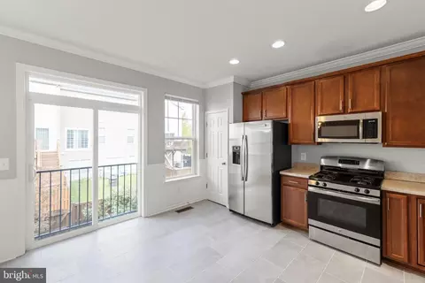 Entry Way - 104 Pintangle Ct, Stephenson, VA 22656 photo 4 of 13