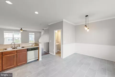 Entry Way - 104 Pintangle Ct, Stephenson, VA 22656 photo 3 of 13