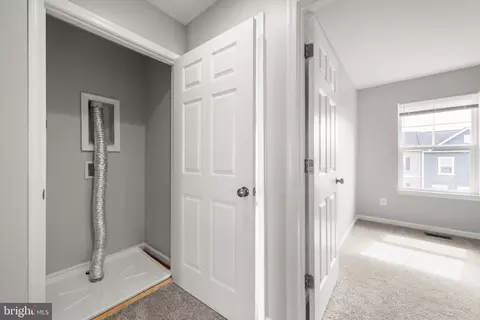 Entry Way - 104 Pintangle Ct, Stephenson, VA 22656 photo 13 of 13