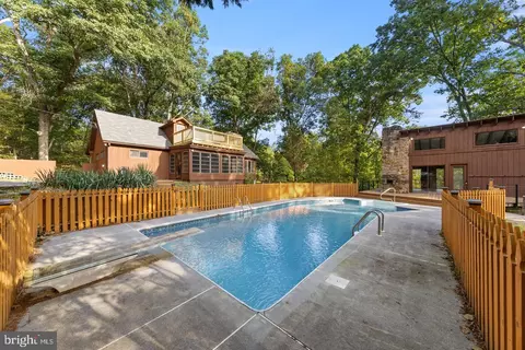 Exterior - 274 Three Oaks Dr, Gore, VA 22637 photo 7 of 22