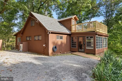 Exterior - 274 Three Oaks Dr, Gore, VA 22637 photo 5 of 22