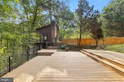 Exterior - 274 Three Oaks Dr, Gore, VA 22637 photo 6 of 22