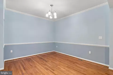 Entry Way - 116 Bleeding Heart Dr, White Post, VA 22663 photo 2 of 10