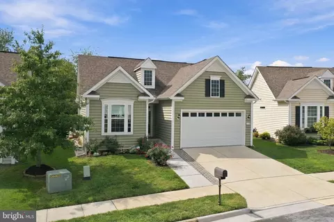 Exterior - 116 Bleeding Heart Dr, White Post, VA 22663 photo 4 of 11