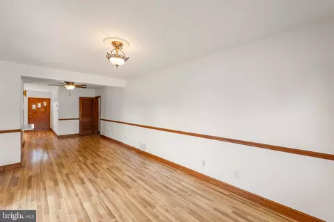 Entry Way - 182 Front Dr, Winchester, VA 22602 photo 1 of 2