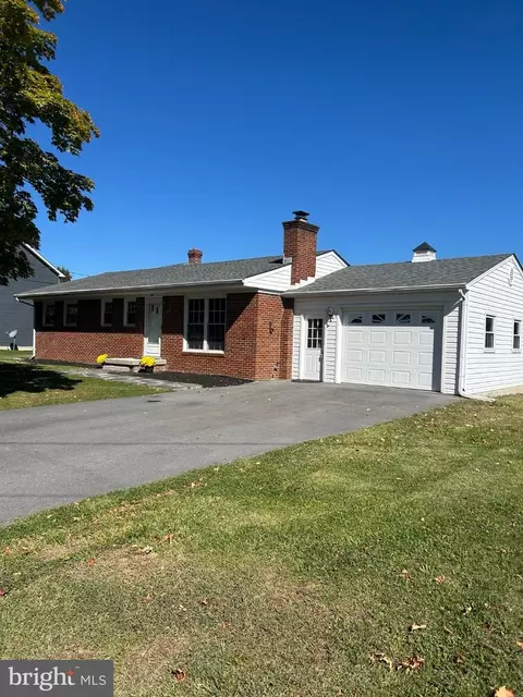 Exterior - 182 Front Dr, Winchester, VA 22602 photo 17 of 18