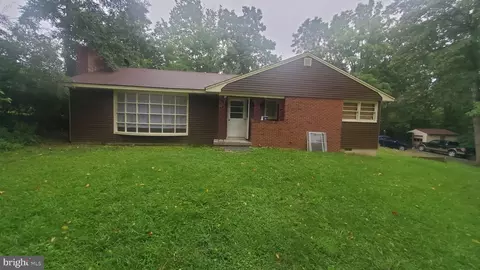 121 Duwamish Trl, Winchester, VA 22602