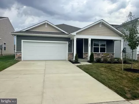 132 Bookers Crest Dr, Stephens City, VA 22655