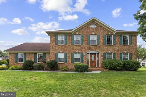 100 Vale Ct, Winchester, VA 22602