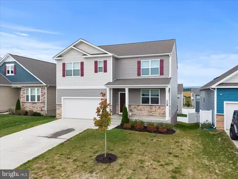 108 Grasmere St, Stephens City, VA 22655