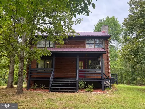 4694 N Frederick Pike, Winchester, VA 22603