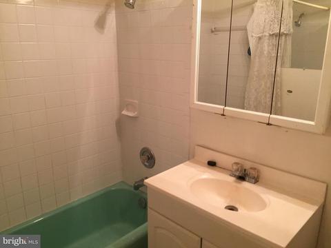 6613 Cimarron St, Springfield, VA 22150 photo 10