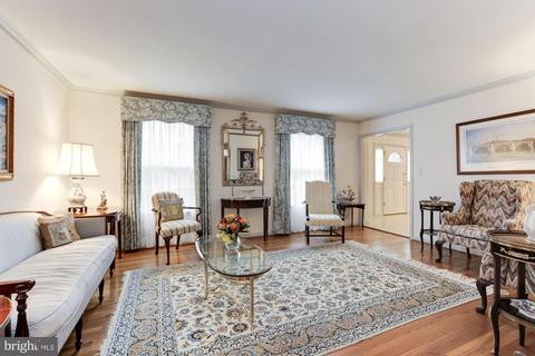 7900 Stirrup Cup Ln, Mclean, VA 22102 photo 5