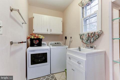 7900 Stirrup Cup Ln, Mclean, VA 22102 photo 12