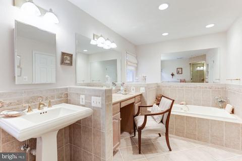 7900 Stirrup Cup Ln, Mclean, VA 22102 photo 15