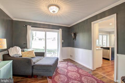 8900 Cromwell Dr, Springfield, VA 22151 photo 13