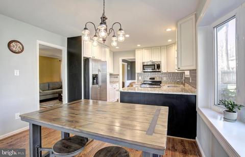 8900 Cromwell Dr, Springfield, VA 22151 photo 7