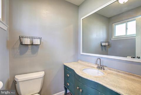 8900 Cromwell Dr, Springfield, VA 22151 photo 23