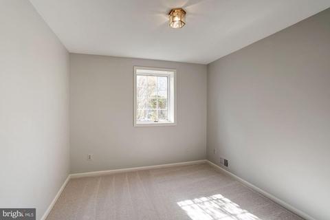7913 Foxhound Rd, Mclean, VA 22102 photo 26