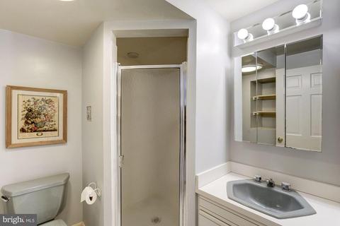 7913 Foxhound Rd, Mclean, VA 22102 photo 27