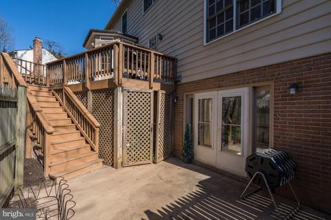 7913 Foxhound Rd, Mclean, VA 22102 photo 32
