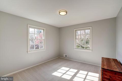 7913 Foxhound Rd, Mclean, VA 22102 photo 21