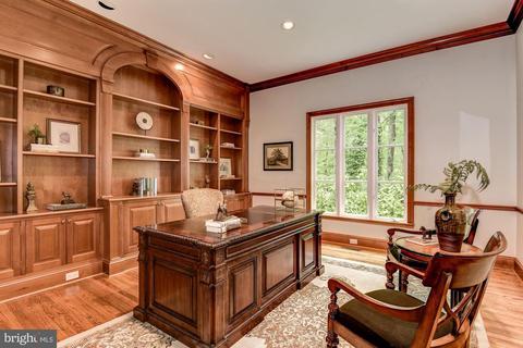 6721 Benjamin St, Mclean, VA 22101 photo 9