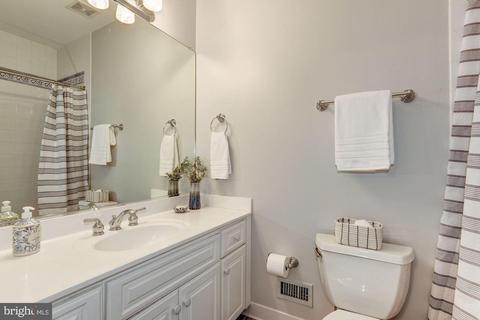 6721 Benjamin St, Mclean, VA 22101 photo 28