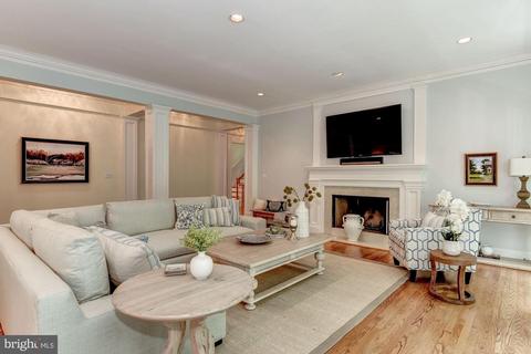 6721 Benjamin St, Mclean, VA 22101 photo 12
