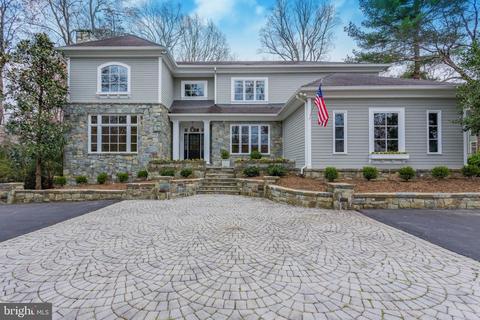 6721 Benjamin St, Mclean, VA 22101 photo 1