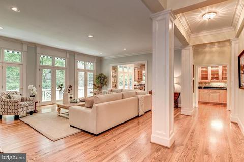 6721 Benjamin St, Mclean, VA 22101 photo 14