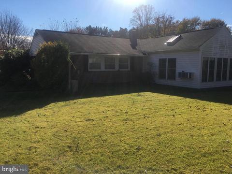 7518 Hogarth St, Springfield, VA 22151 photo 6