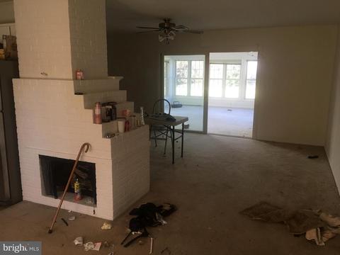 7518 Hogarth St, Springfield, VA 22151 photo 10