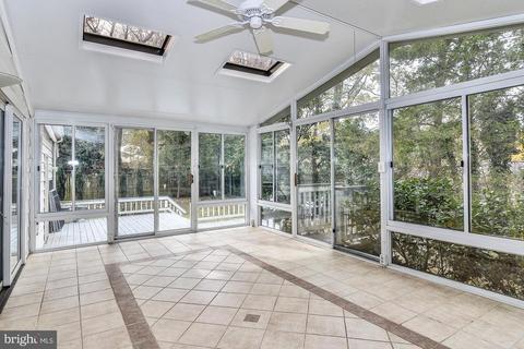 6800 Trefor Ct, Springfield, VA 22152 photo 13