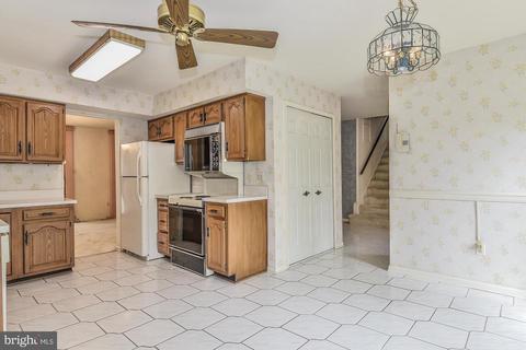 6800 Trefor Ct, Springfield, VA 22152 photo 5