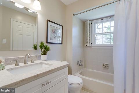 905 Ridge Dr, Mclean, VA 22101 photo 21