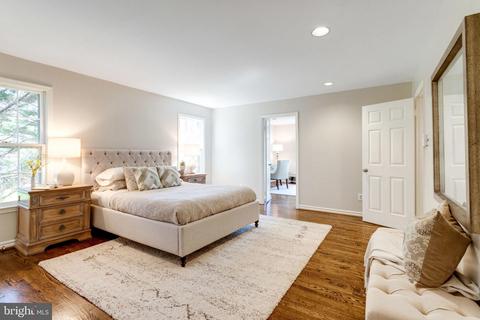 905 Ridge Dr, Mclean, VA 22101 photo 17