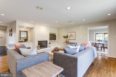 905 Ridge Dr, Mclean, VA 22101 photo 10